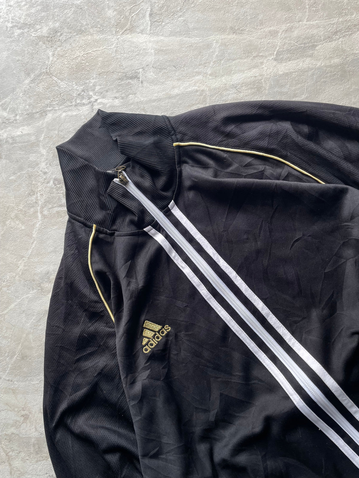 BLACK ADIDAS CLIMATE JACKET-L