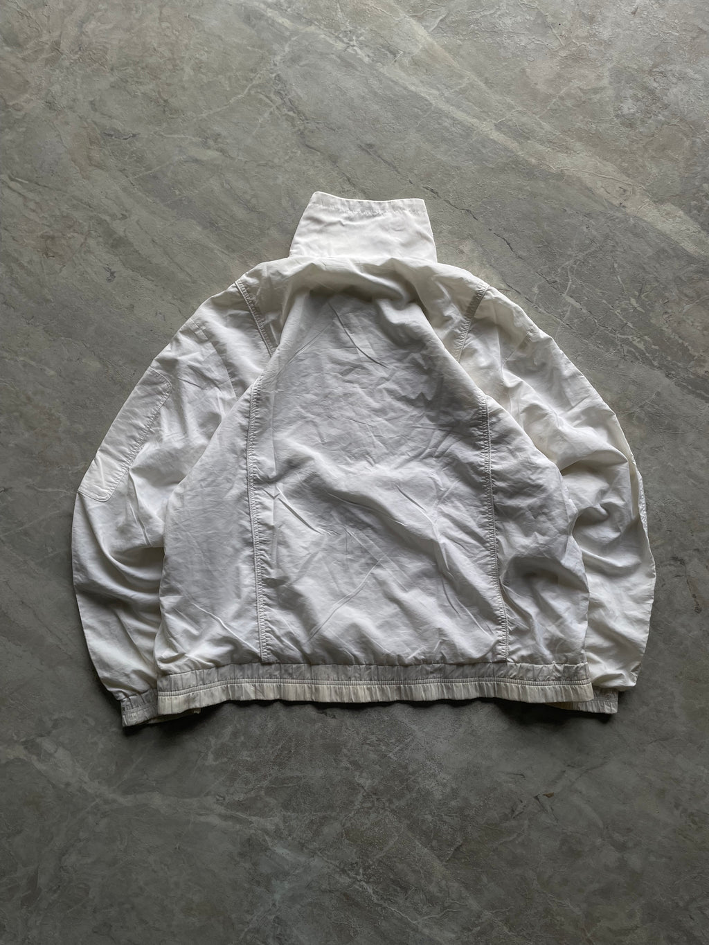 LACOSTE WHITE WINDBREAKER JACKET-L-XL
