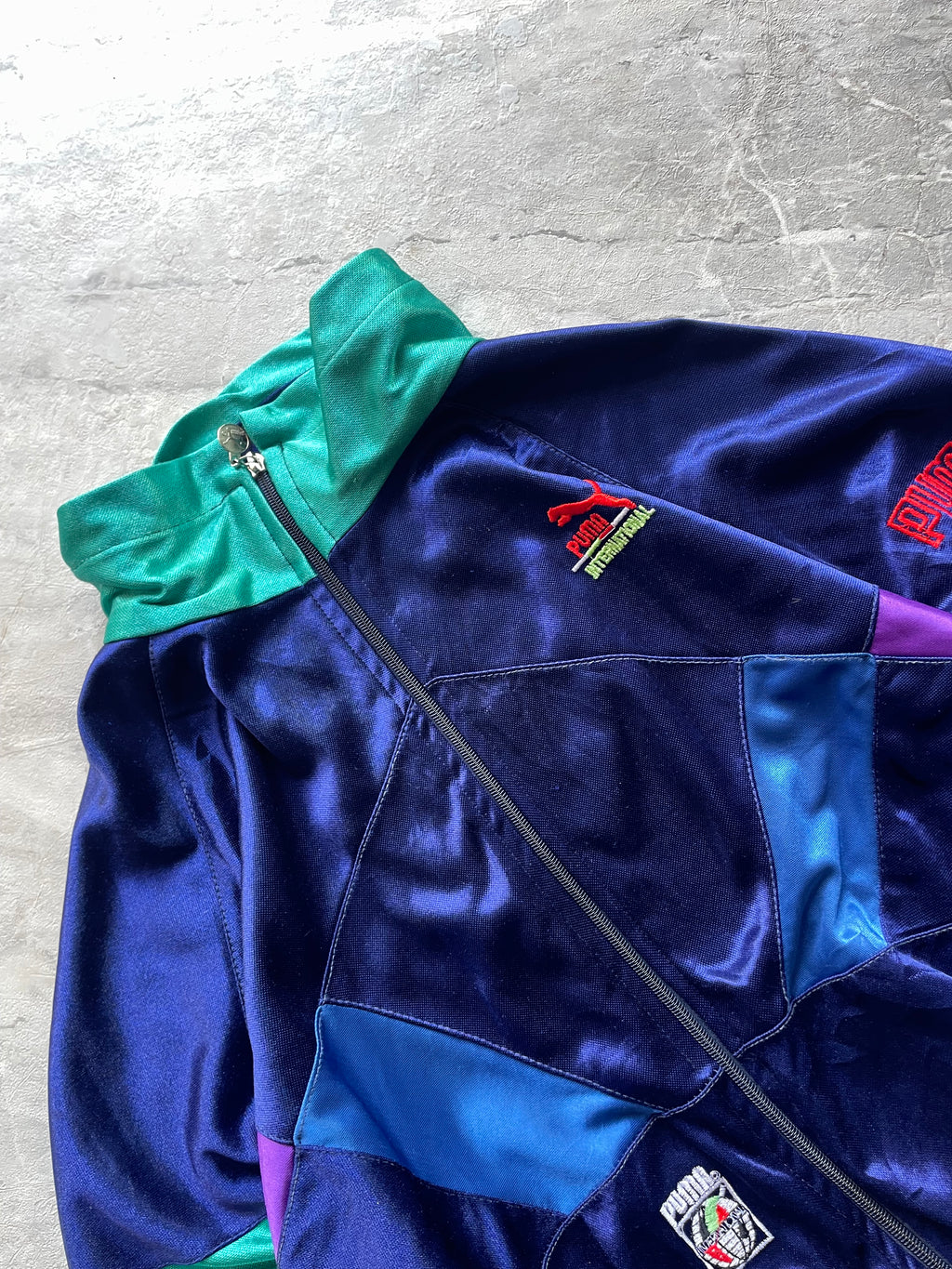 VINTAGE BLUE PUMA INTERNATIONAL TRACK JACKET-L