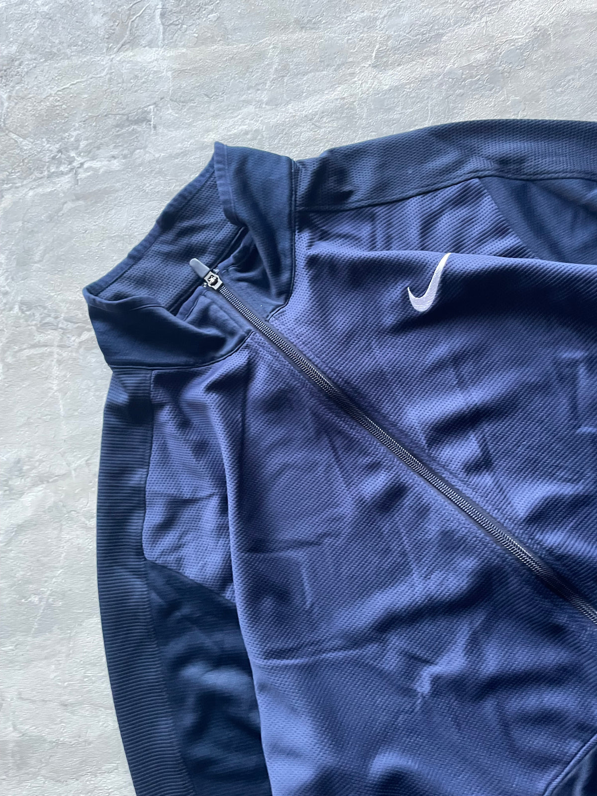 NAVY BLUE NIKE TRAINING JACKET-M