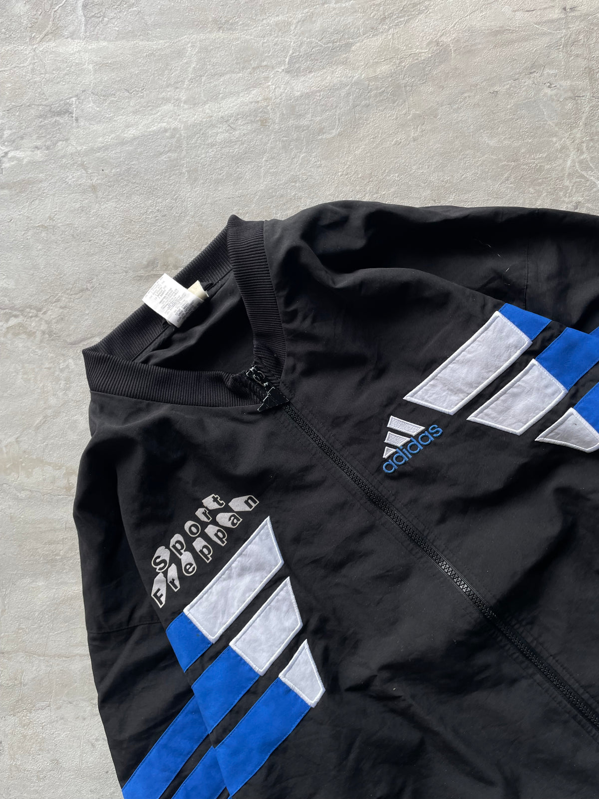 BLACK AND BLUE ADIDAS JACKET-L-XL