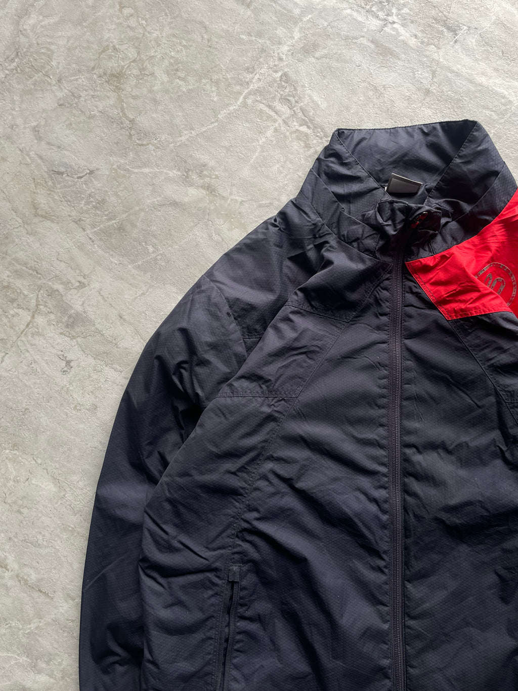 NIKE TRACK JACKET-S-M
