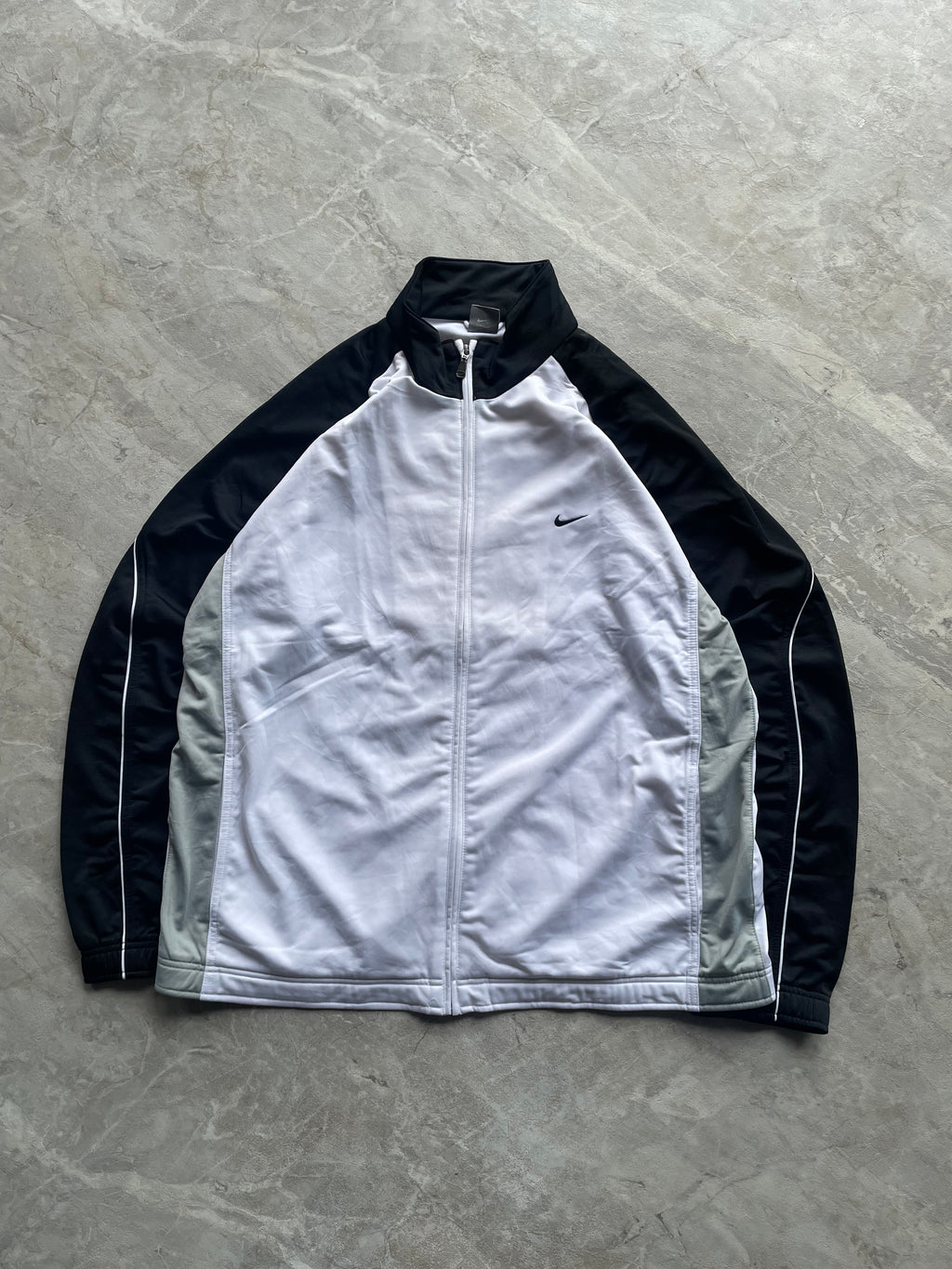 WHITE AND BLACK NIKE WOVEN TRACKSUIT JACKET-XL