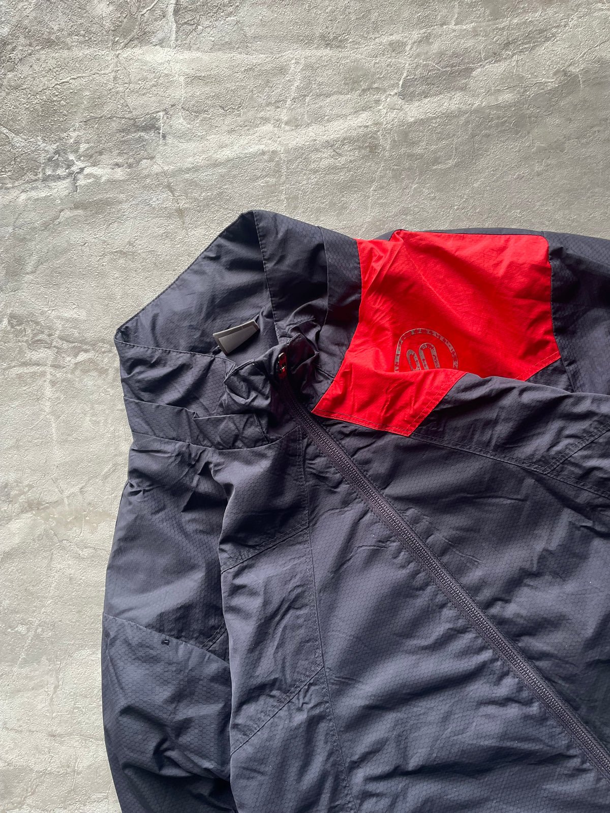 NIKE TRACK JACKET-S-M