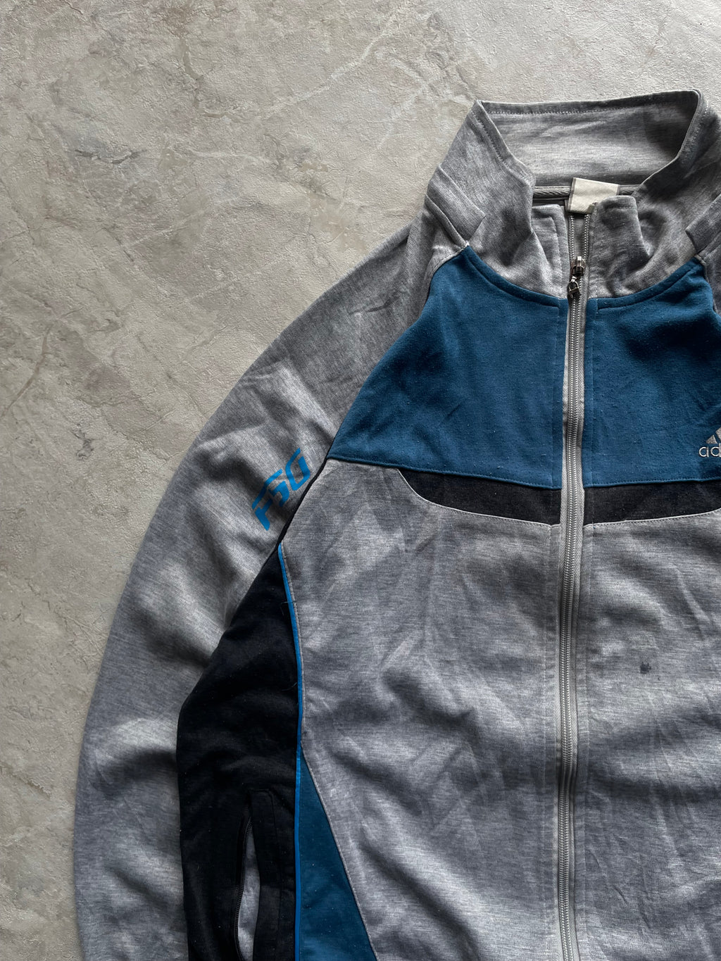 ADIDAS COLORBLOCK TRACK JACKET-M-L