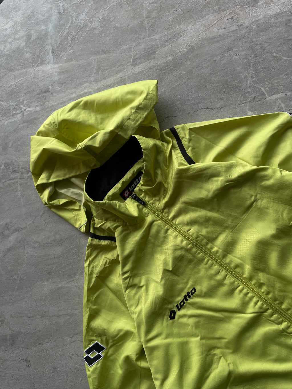 LOTTO NEON YELLOW-GREEN WINDBREAKER-M-L