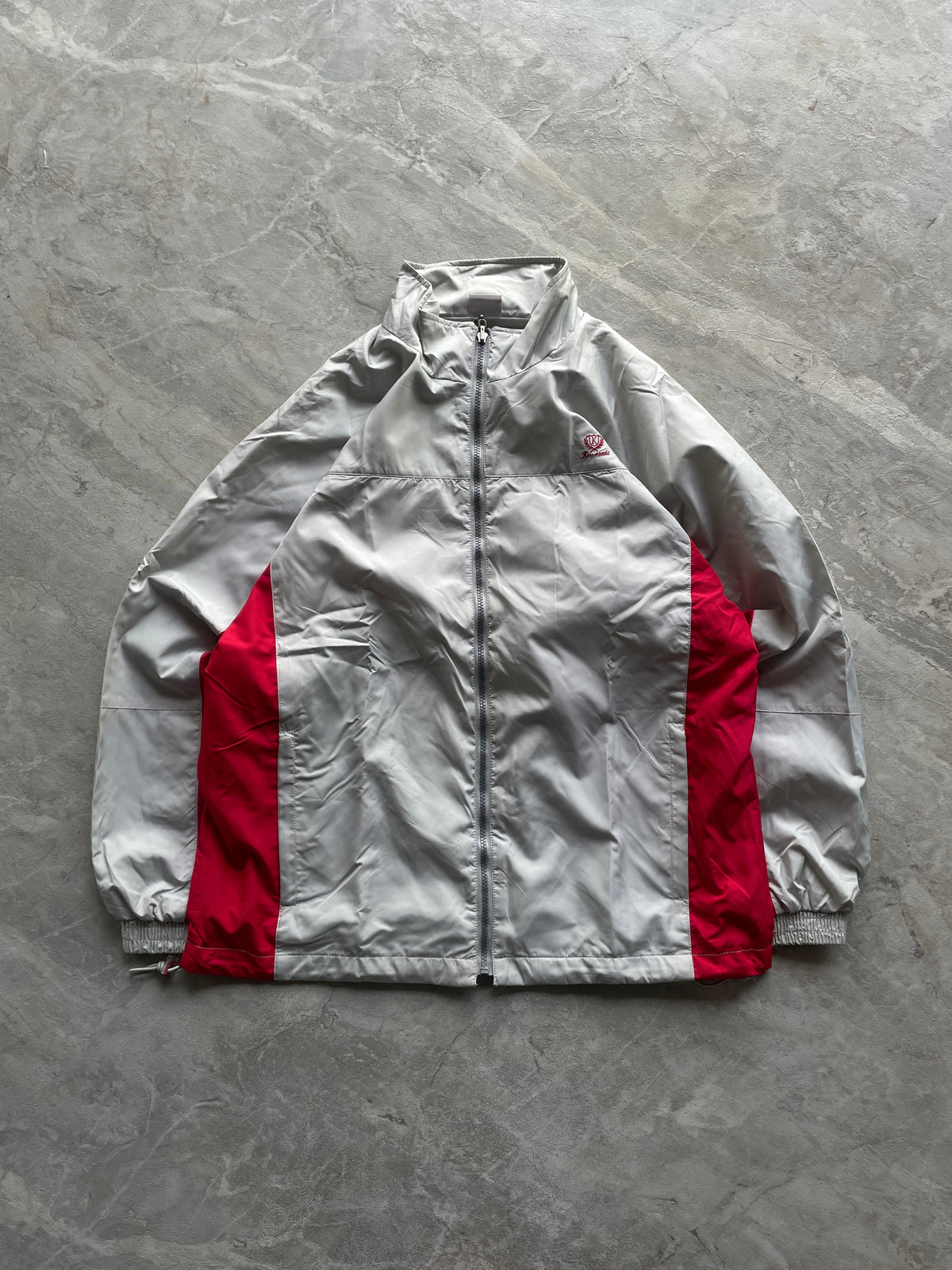 PUMA LIGHT GREY AND RED WINDBREAKER-L
