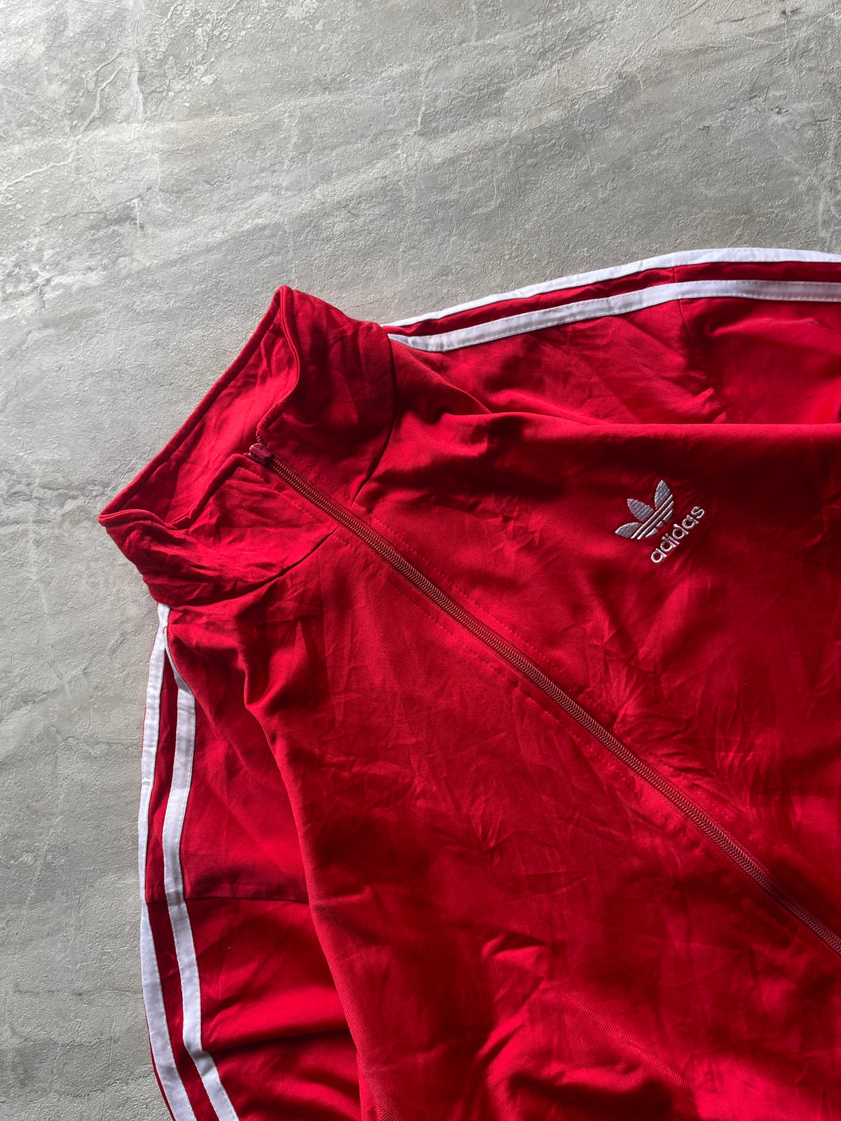 RED ADIDAS THREE LINED BOXY FIT JACKET-M-L