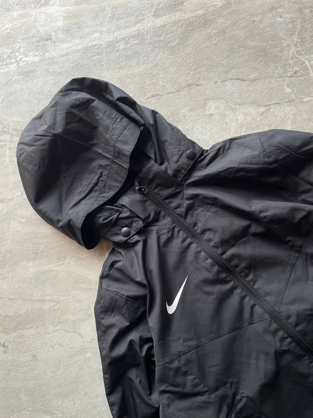 BLACK NIKE HOODED JACKET-S