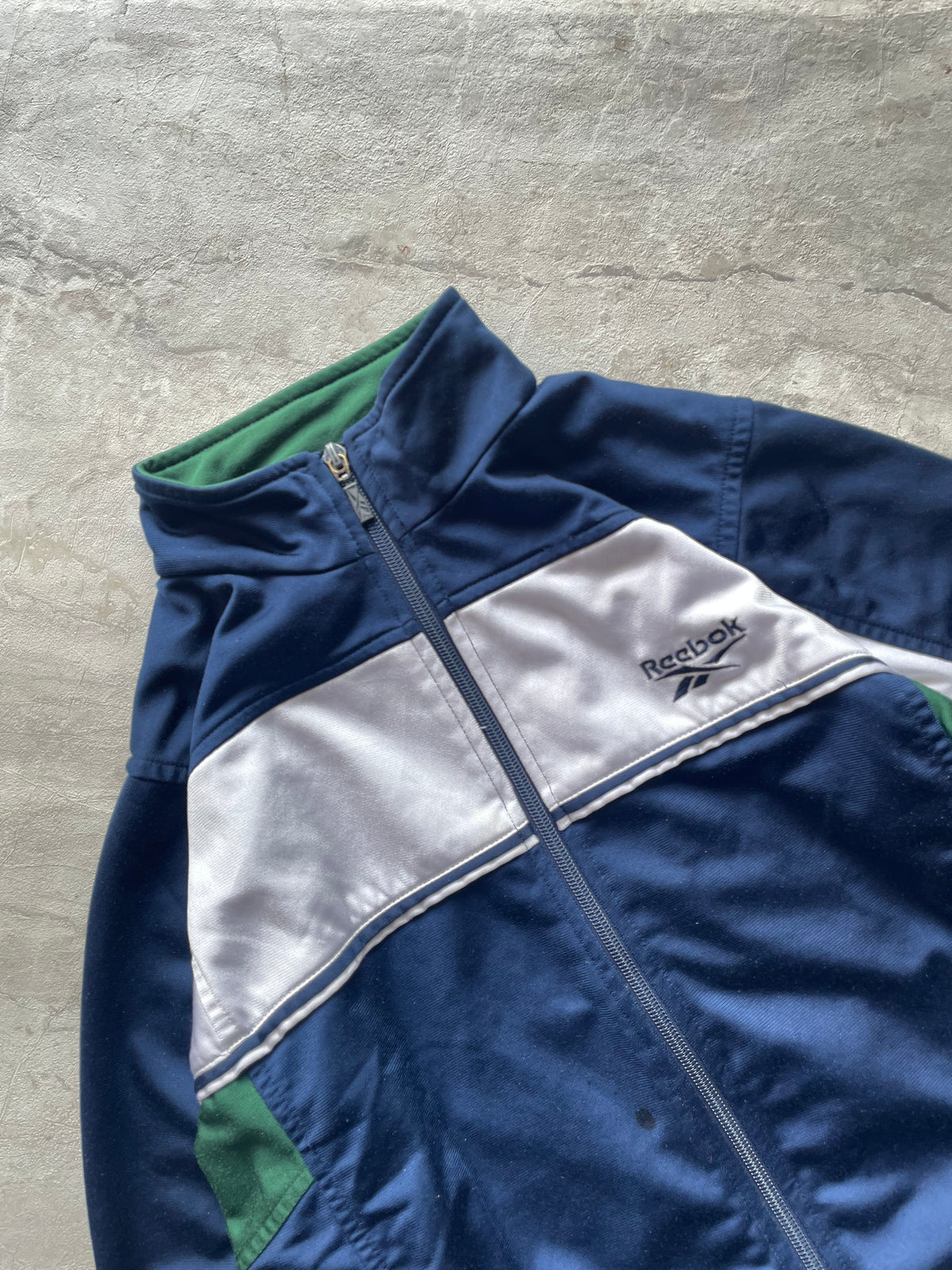 BLUE AND WHITE REEBOK JACKET-XS