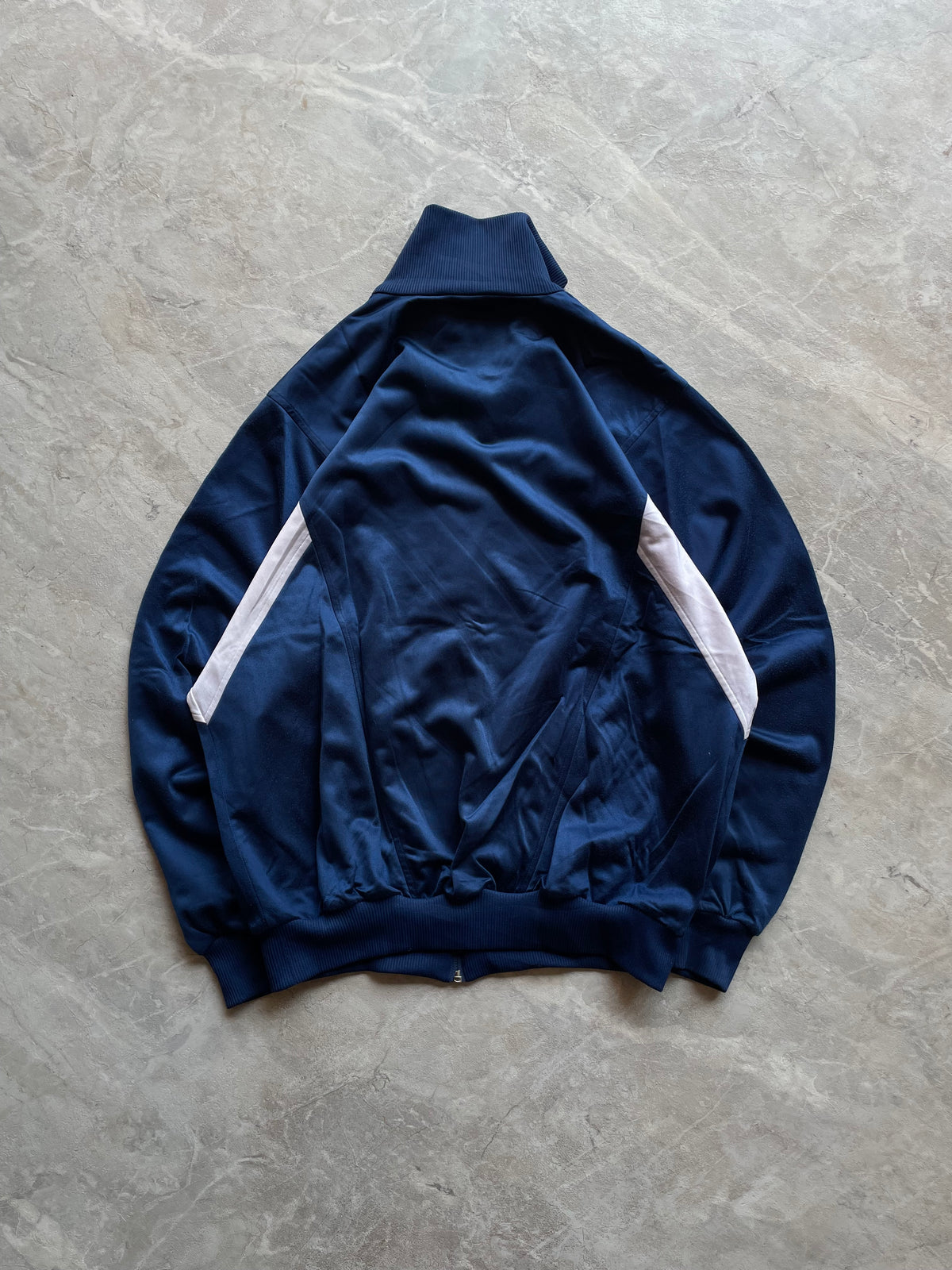 NAVY BLUE AND WHITE PUMA JACKET-L