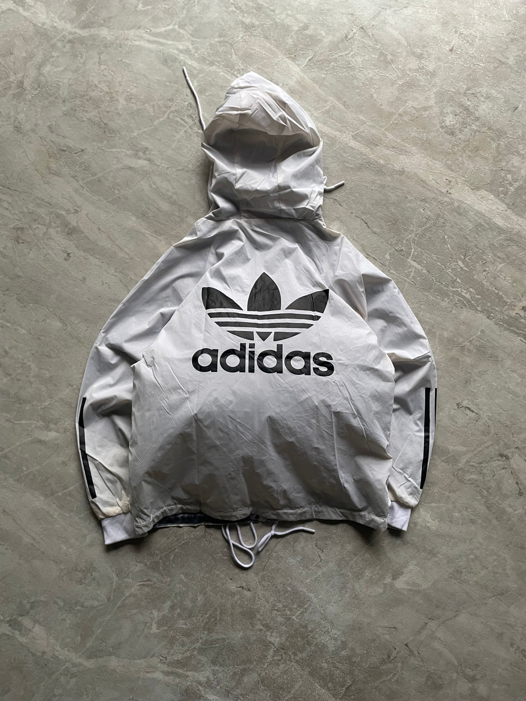 ADIDAS WHITE AND BLACK TRACK JACKET-S-M