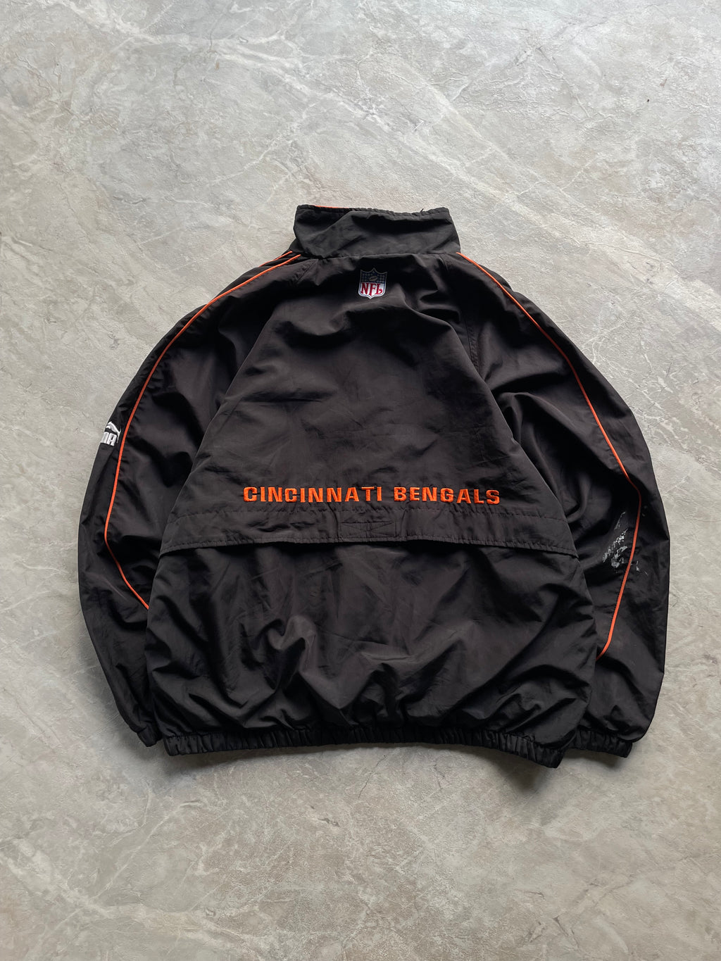 BLACK ZIP UP WINDBREAKER-XL