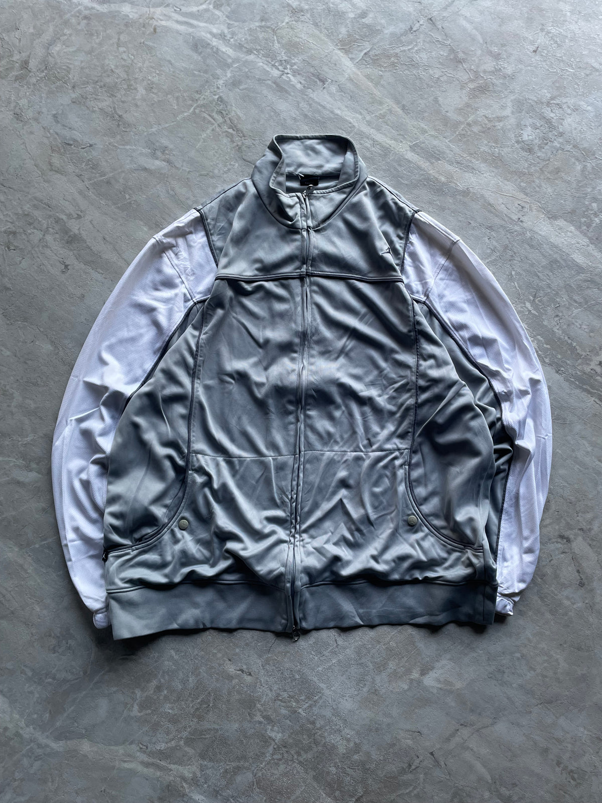 WHITE AND GREY JORDAN JACKET-2XL