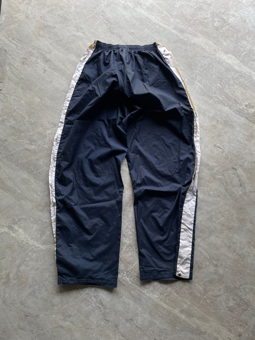 NAVY BLUE NYLON TRACK PANT