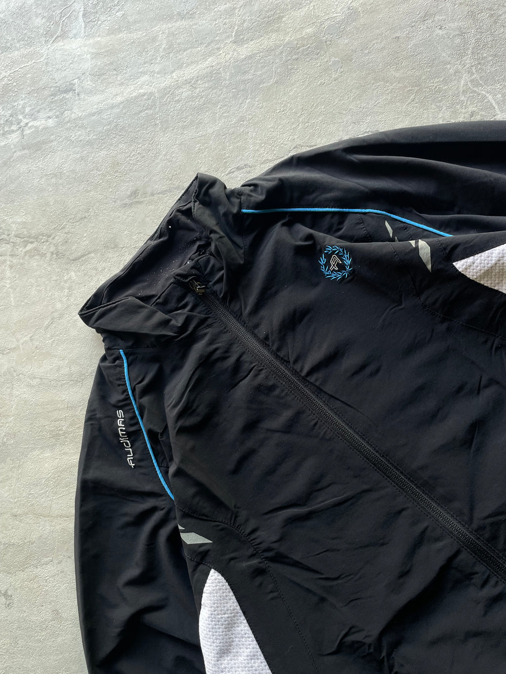 BLACK AND WHITE WINDBREAKER JACKET-L