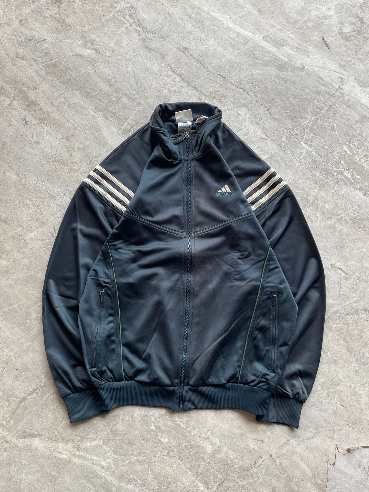 ADIDAS JACKET-M-L