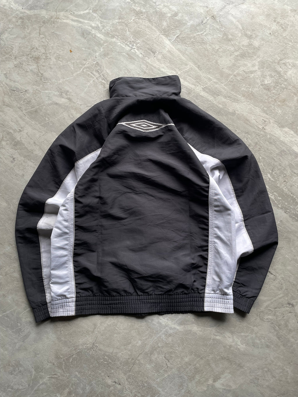 GREY AND WHITE UMBRO JACKET- M