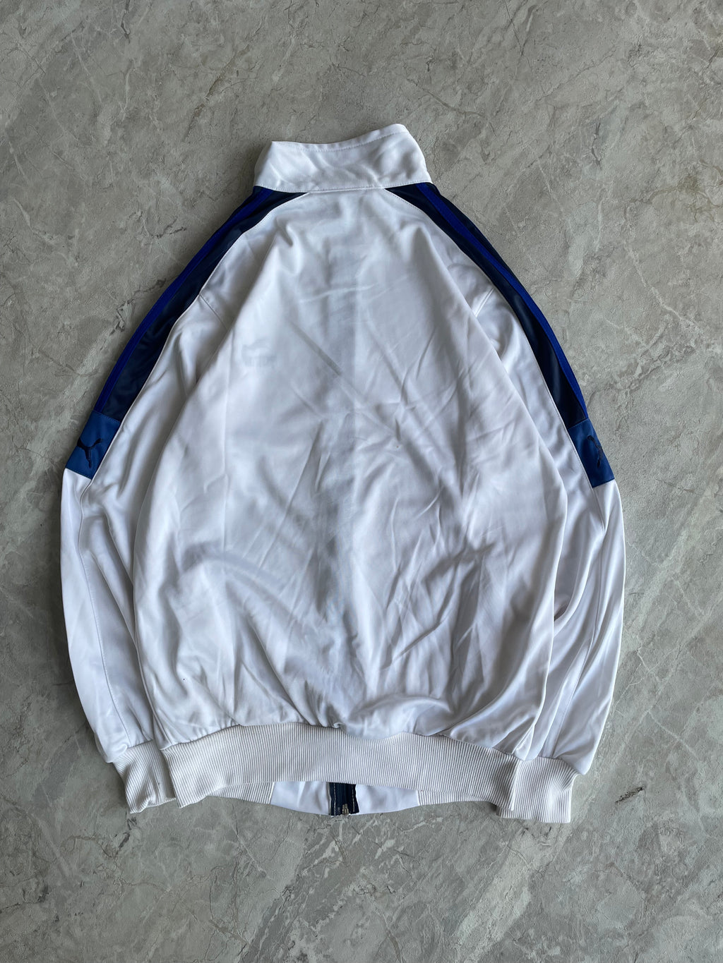 WHITE PUMA JACKET-M
