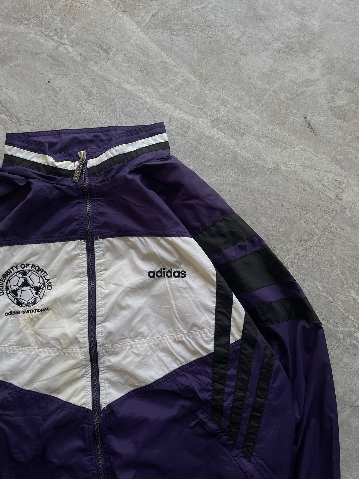 ADIDAS PURPLE AND WHITE JACKET-L