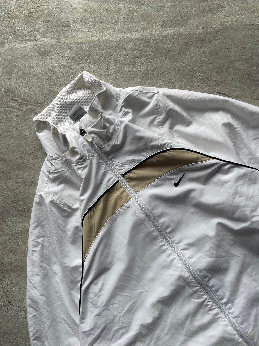 NIKE WHITE FULL ZIP JACKET-XL