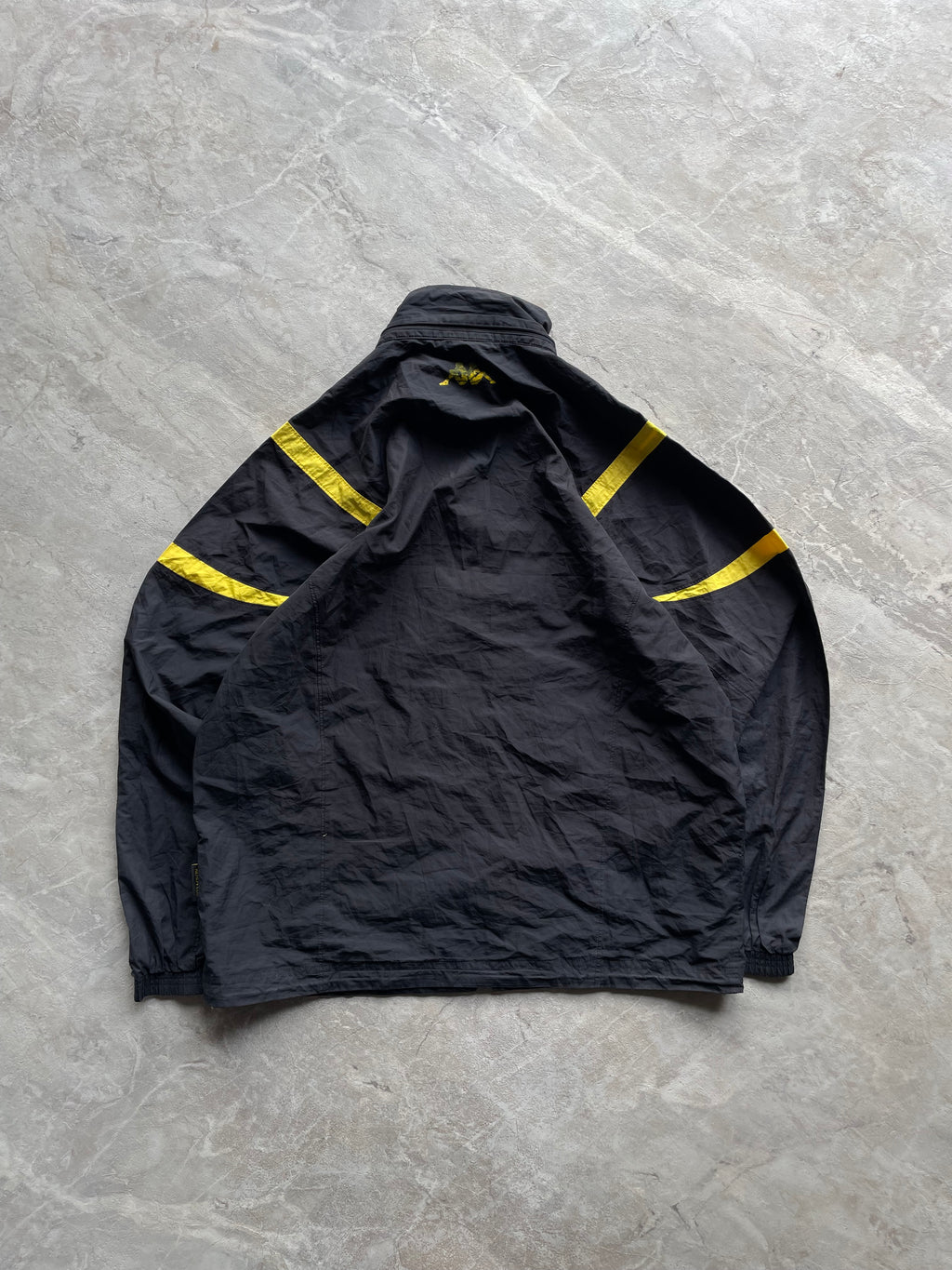 KAPPA BLACK AND YELLOW JACKET-M