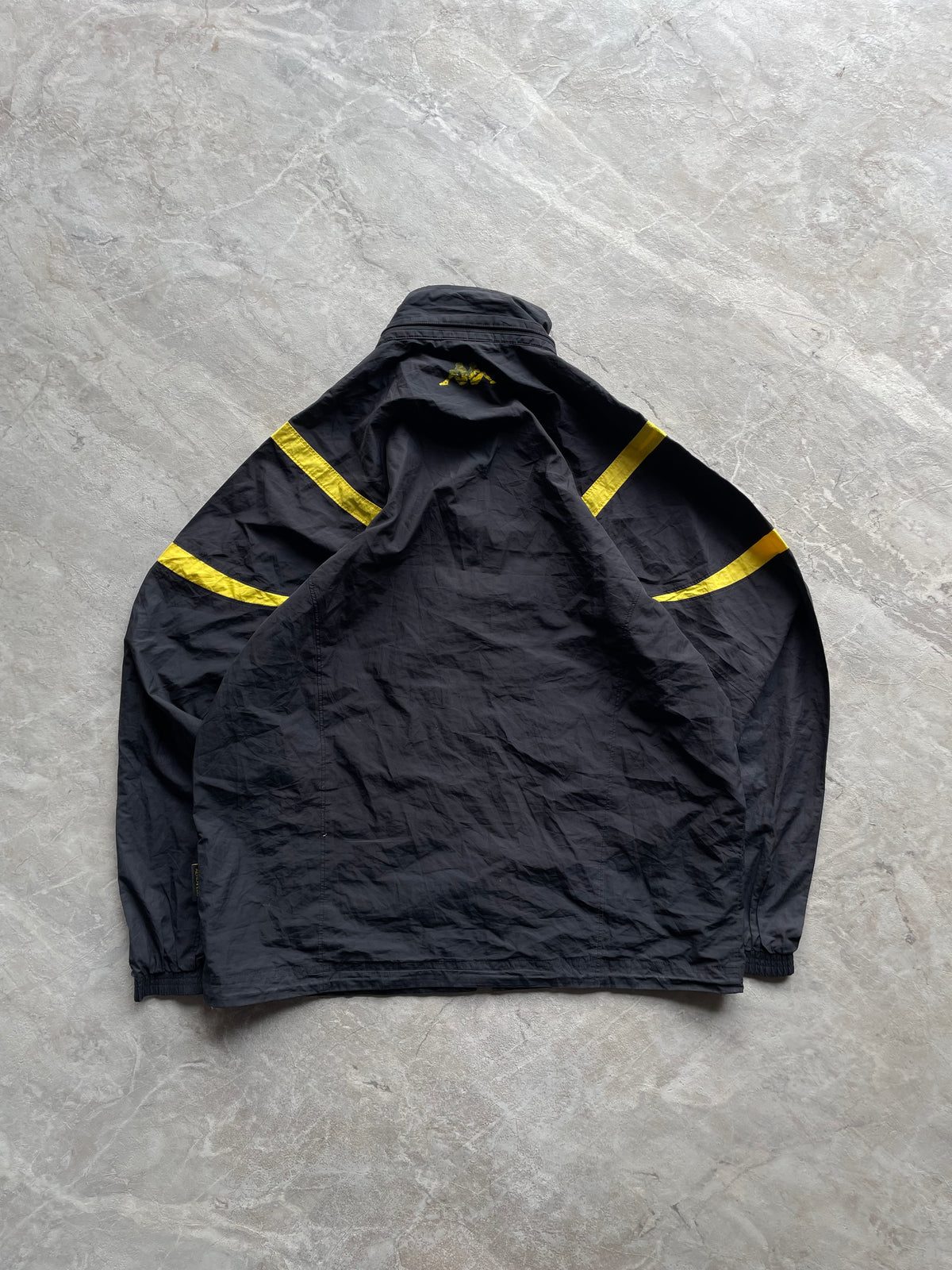 KAPPA BLACK AND YELLOW JACKET-M