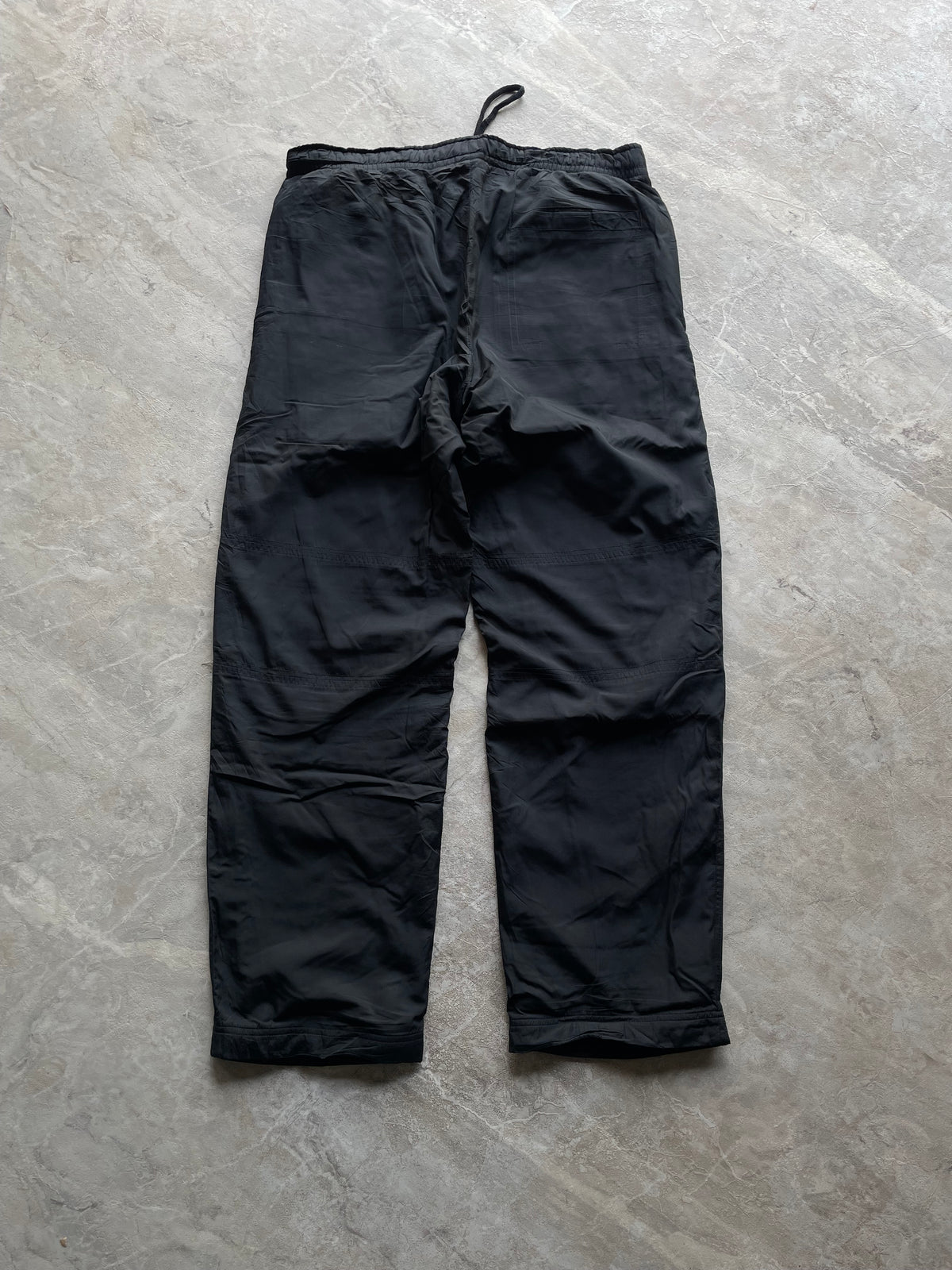 BLACK NIKE TRACK PANT