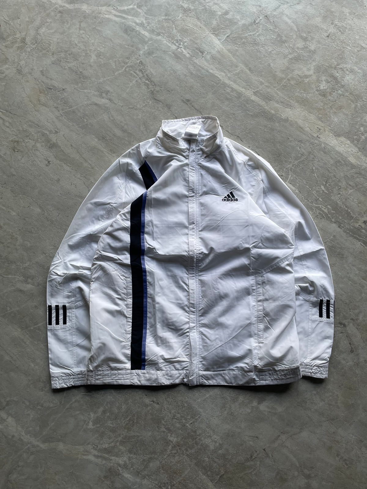 WHITE AND BLACK ADIDAS WINDBREAKER JACKET-L