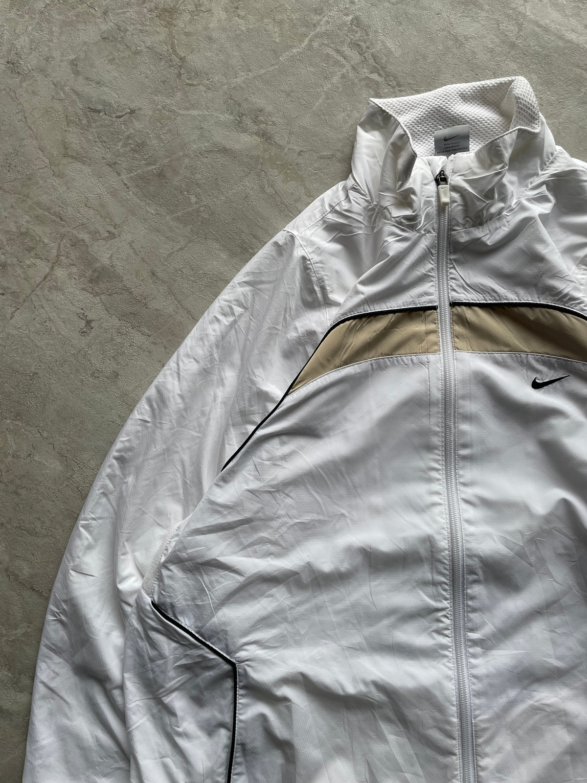 NIKE WHITE FULL ZIP JACKET-XL