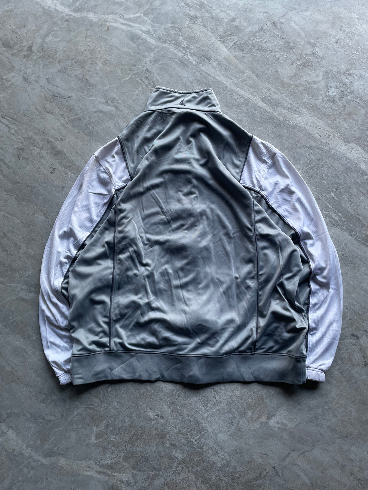 WHITE AND GREY JORDAN JACKET-2XL
