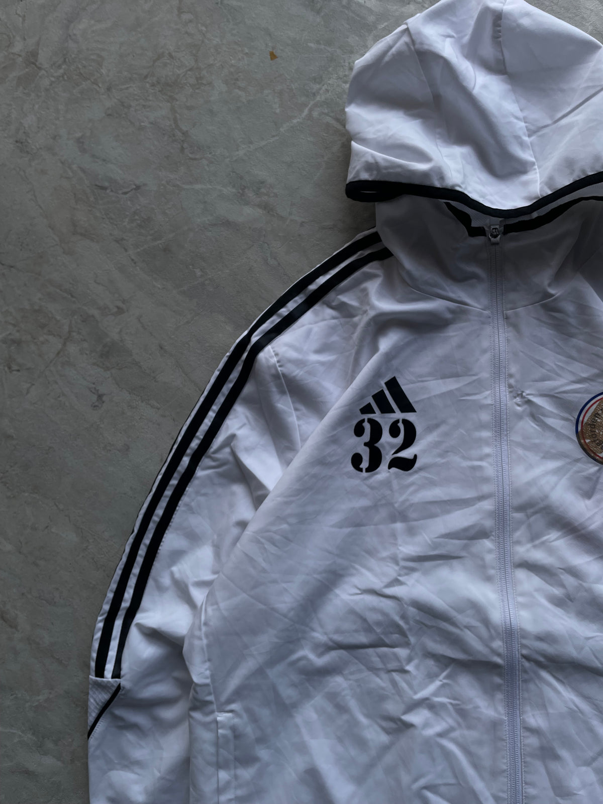 ADIDAS WHITE HOODIED TRACK JACKET-L-XL
