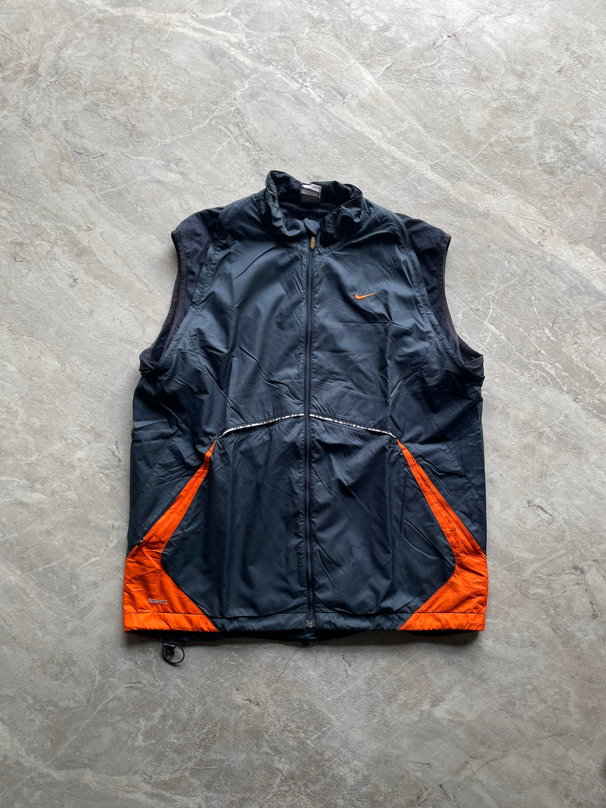 VINTAGE NIKE 2 IN 1 NYLON JACKET/VEST DARK NAVY AND ORANGE-L