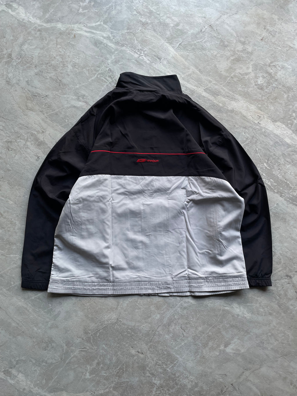 BLACK AND LIGHT GREY COLORBLOCK WINDBREAKER JACKET-XL