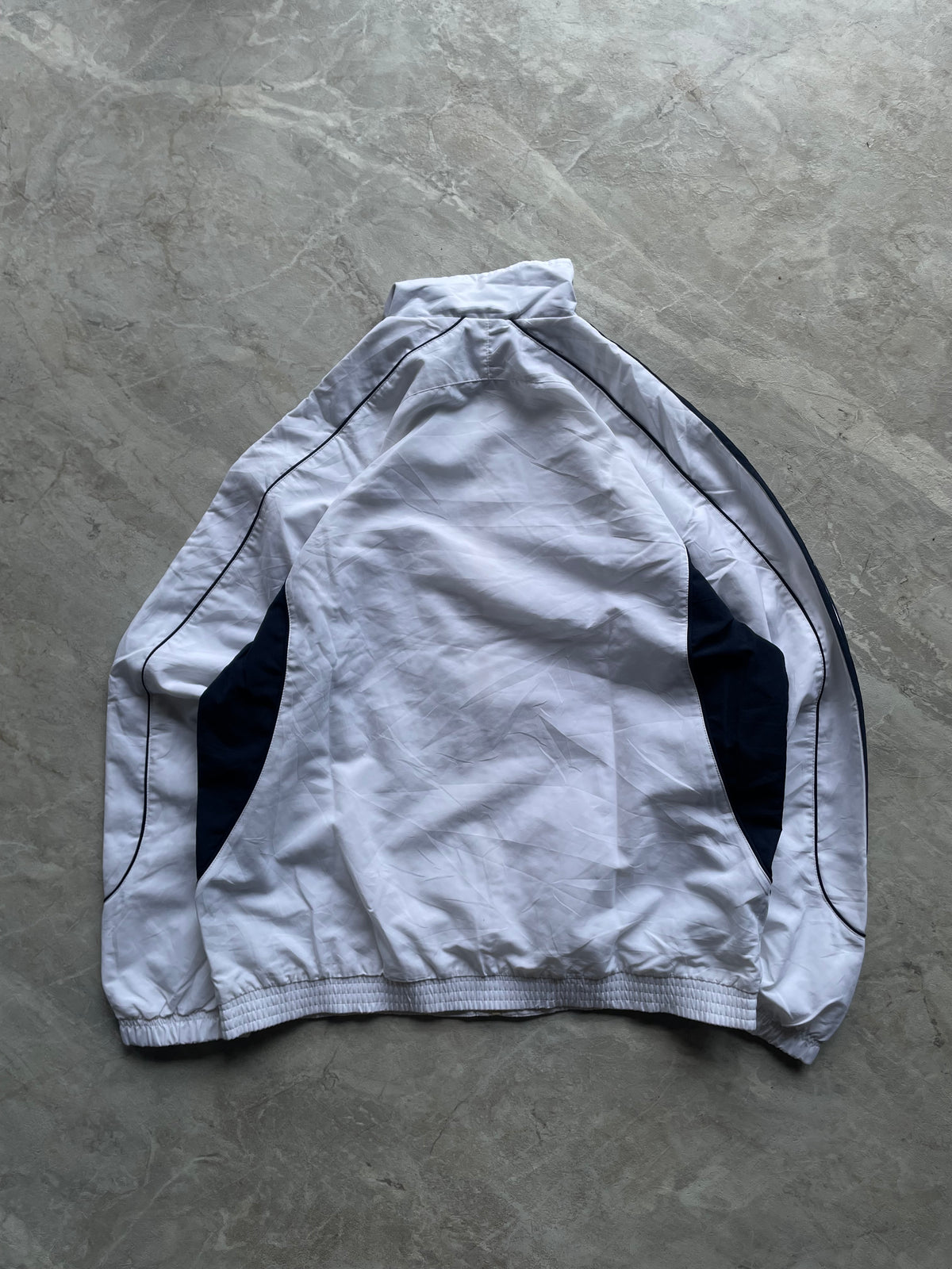 WHITE AND NAVY BLUE ADIDAS WINDBREAKER-L