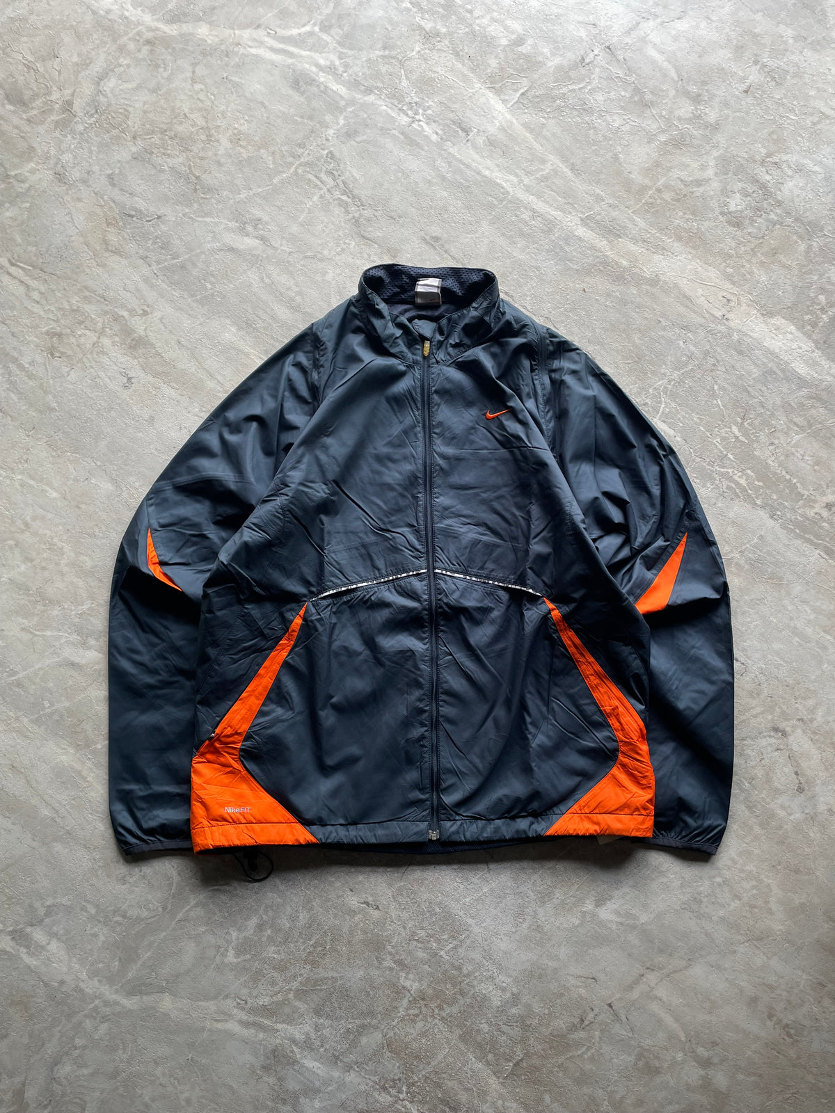 VINTAGE NIKE 2 IN 1 NYLON JACKET/VEST DARK NAVY AND ORANGE-L