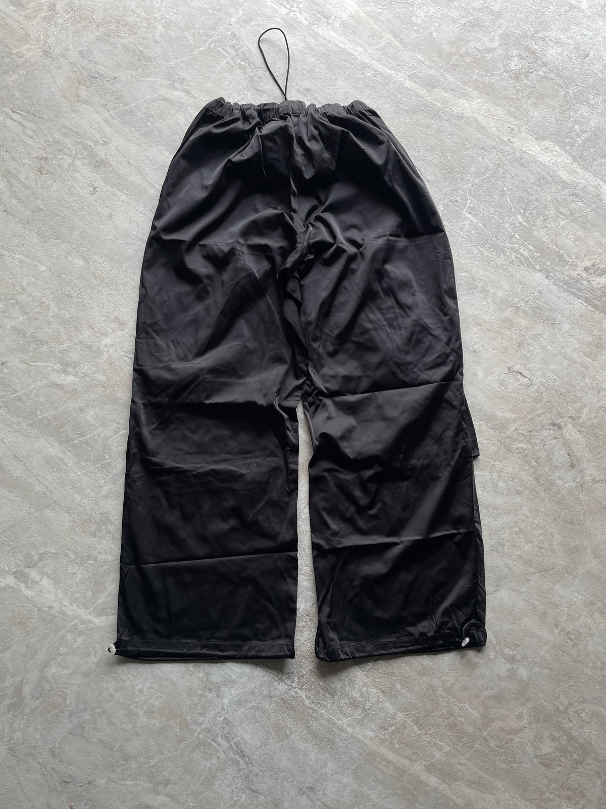 BLACK TRACK PANT
