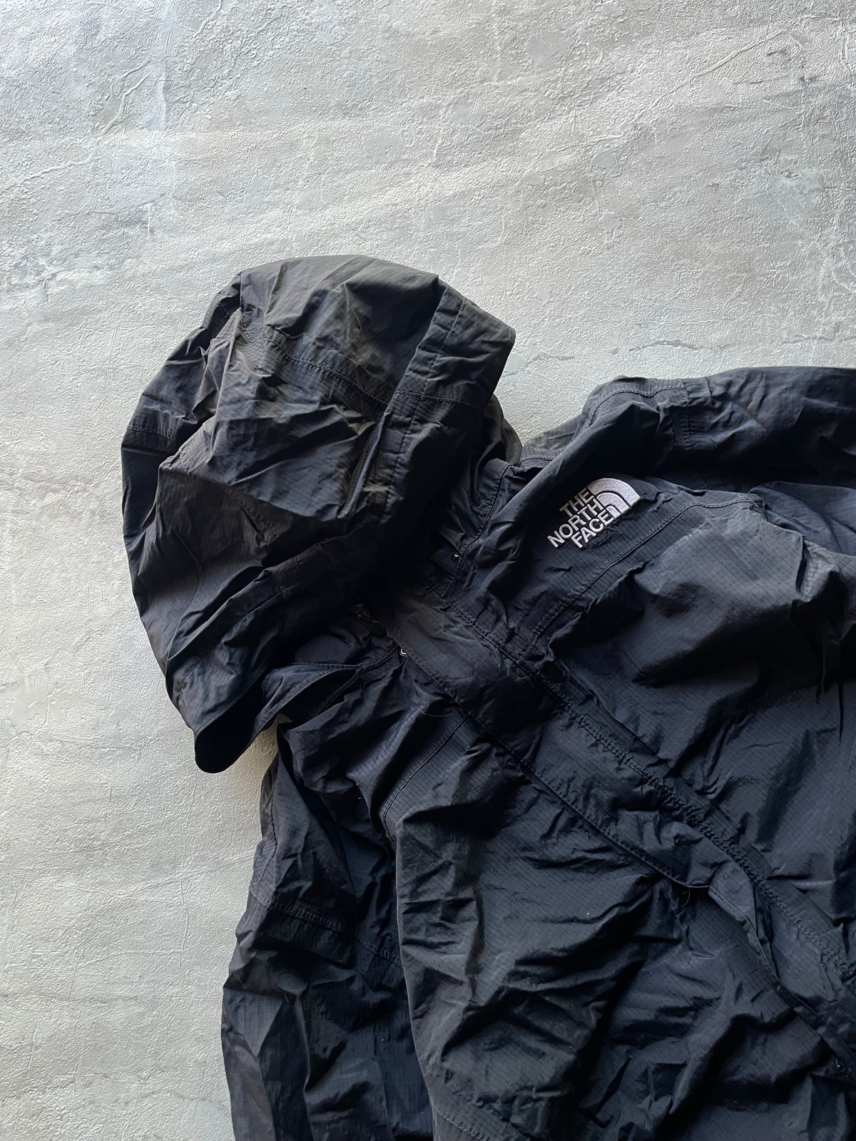 BLACK NORTHFACE HOODED JACKET-XS