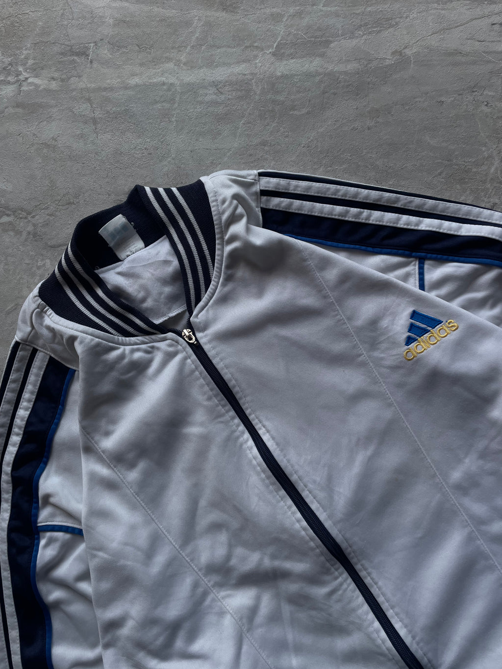 WHITE ADIDAS TEAMGIEST 2.0 TRACK TOP -L