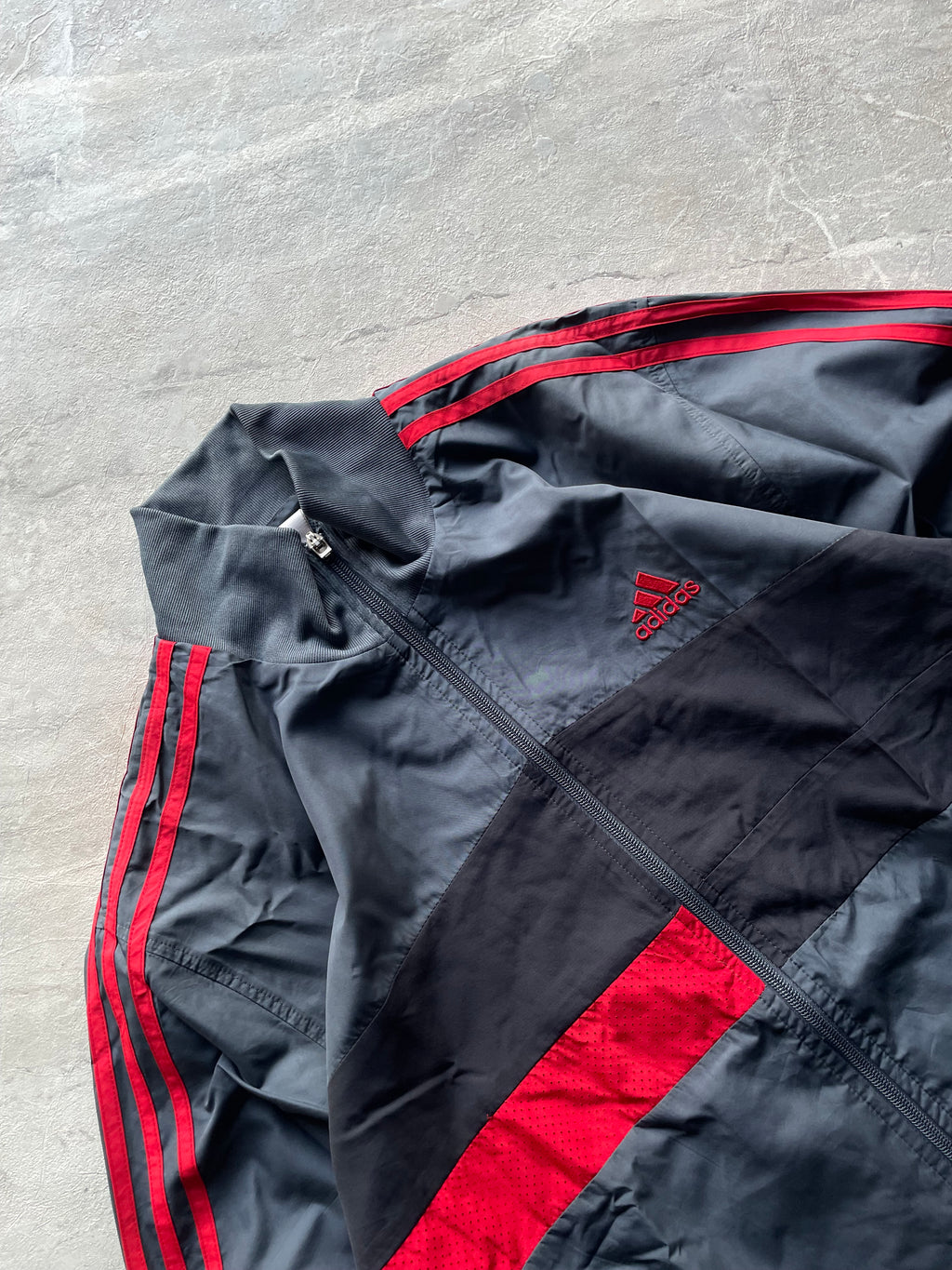 ADIDAS RED AND GREY TRACK JACKET-L