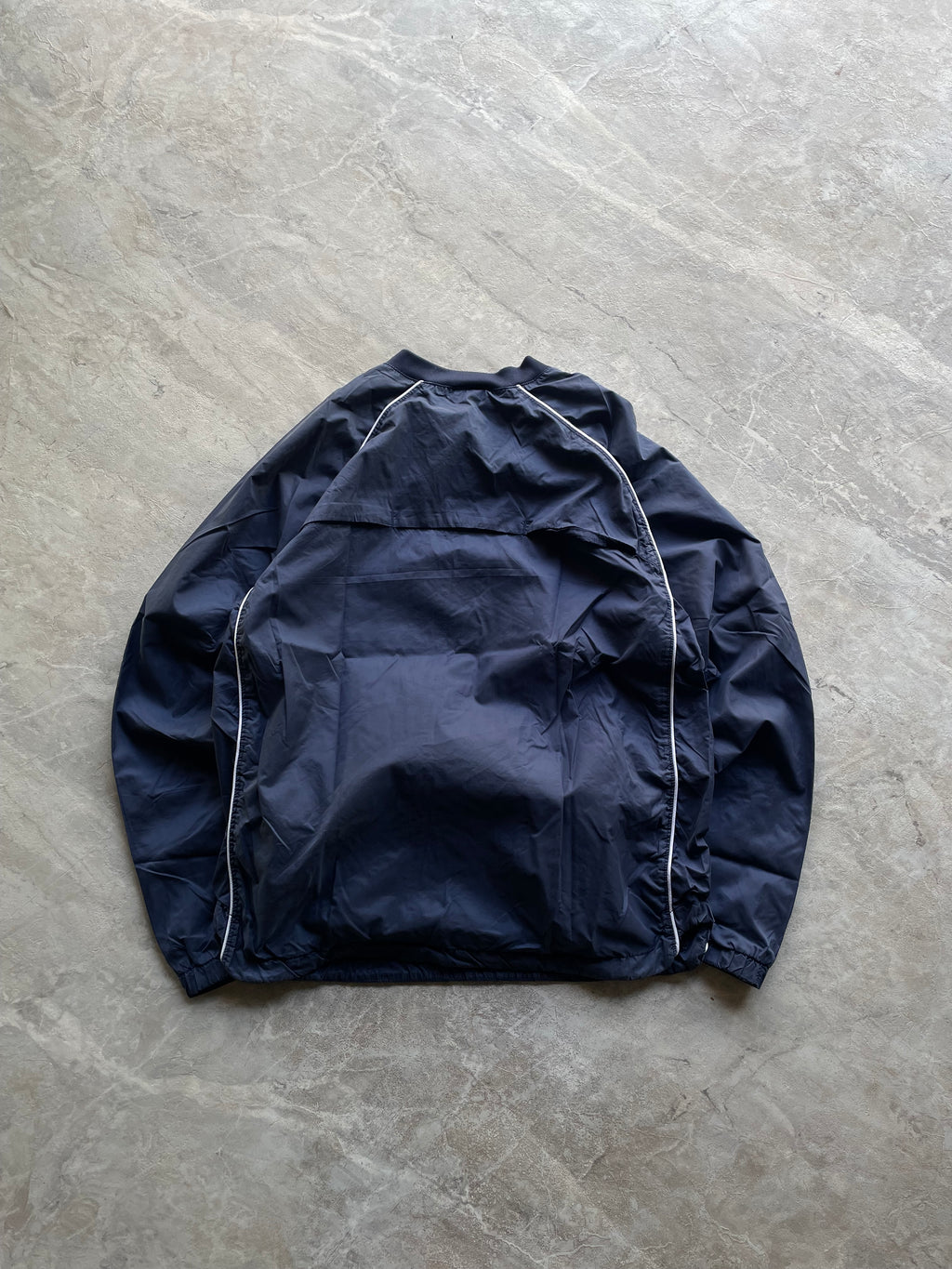 NAVY BLUE NIKE PULLOVER -L