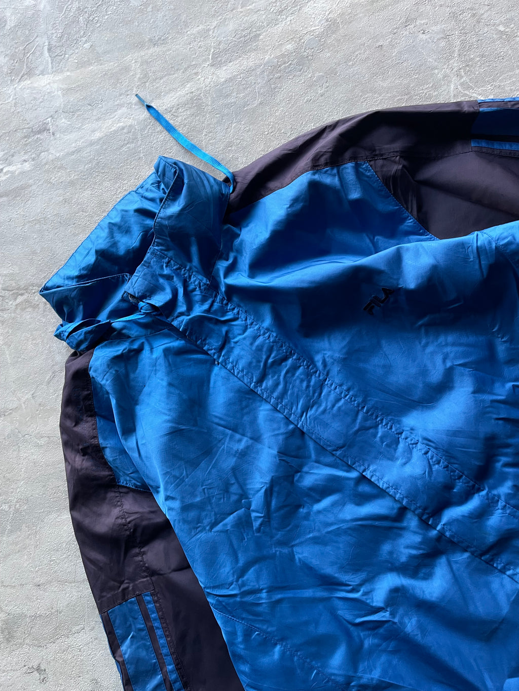 FILA BLUE AND BLACK VINTAGE JACKET-L