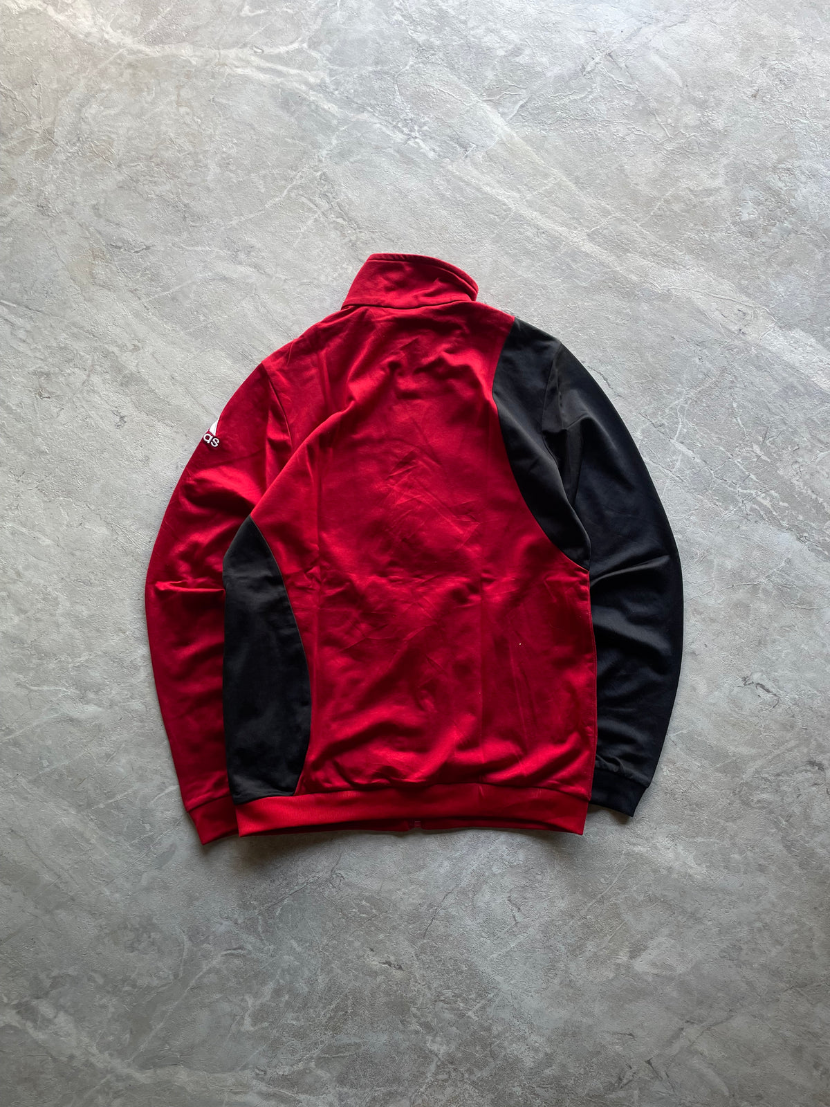 RED AND BLACK ADIDAS TRACK JACKET-S