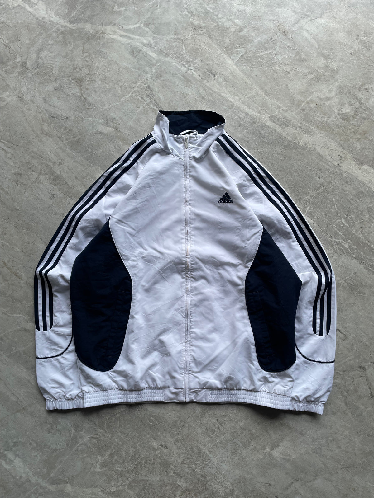 WHITE AND NAVY BLUE ADIDAS WINDBREAKER-L
