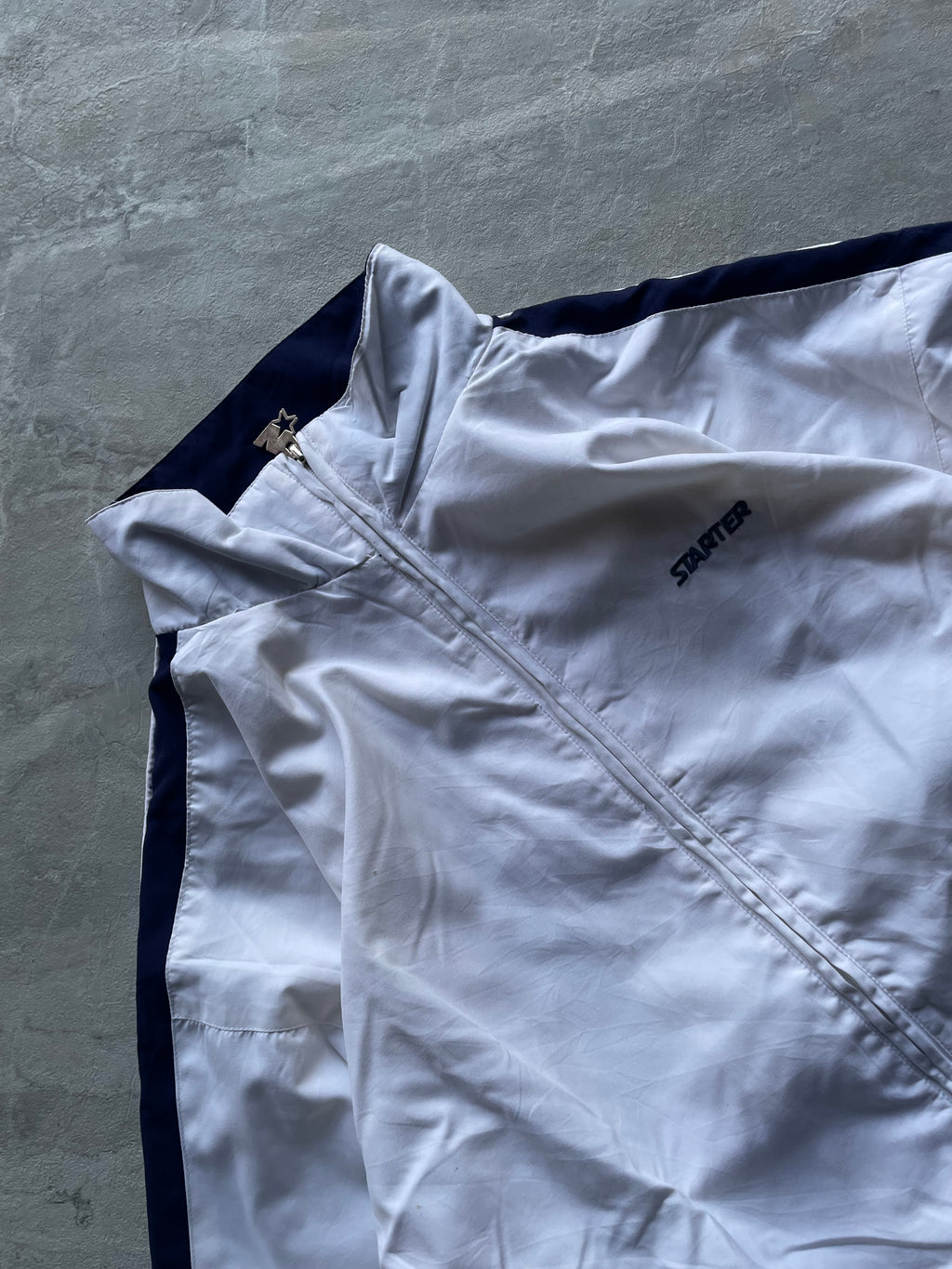 WHITE AND BLUE STARTER WINDBREAKER-L