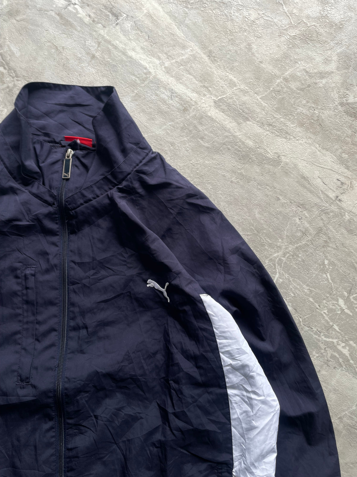BLUE AND WHITE PUMA JACKET-L