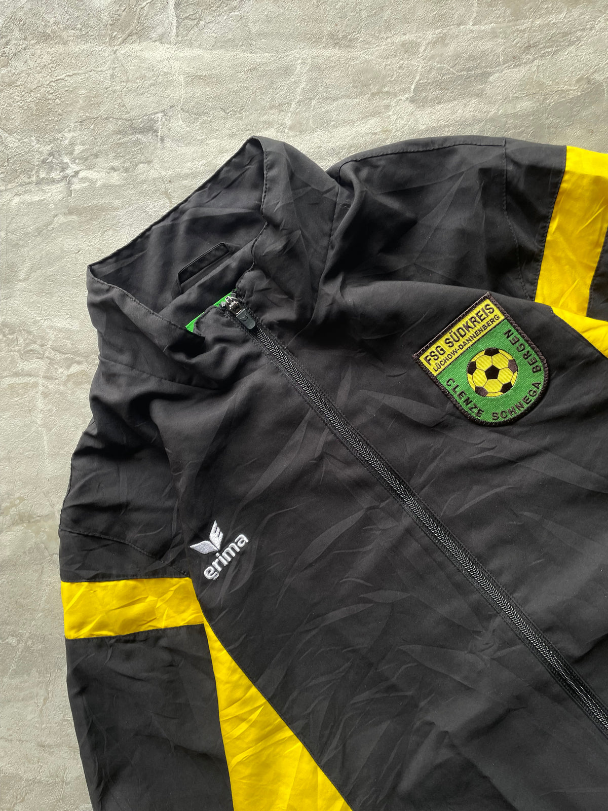 YELLOW AND BLACK NIKE JACKET-M-L