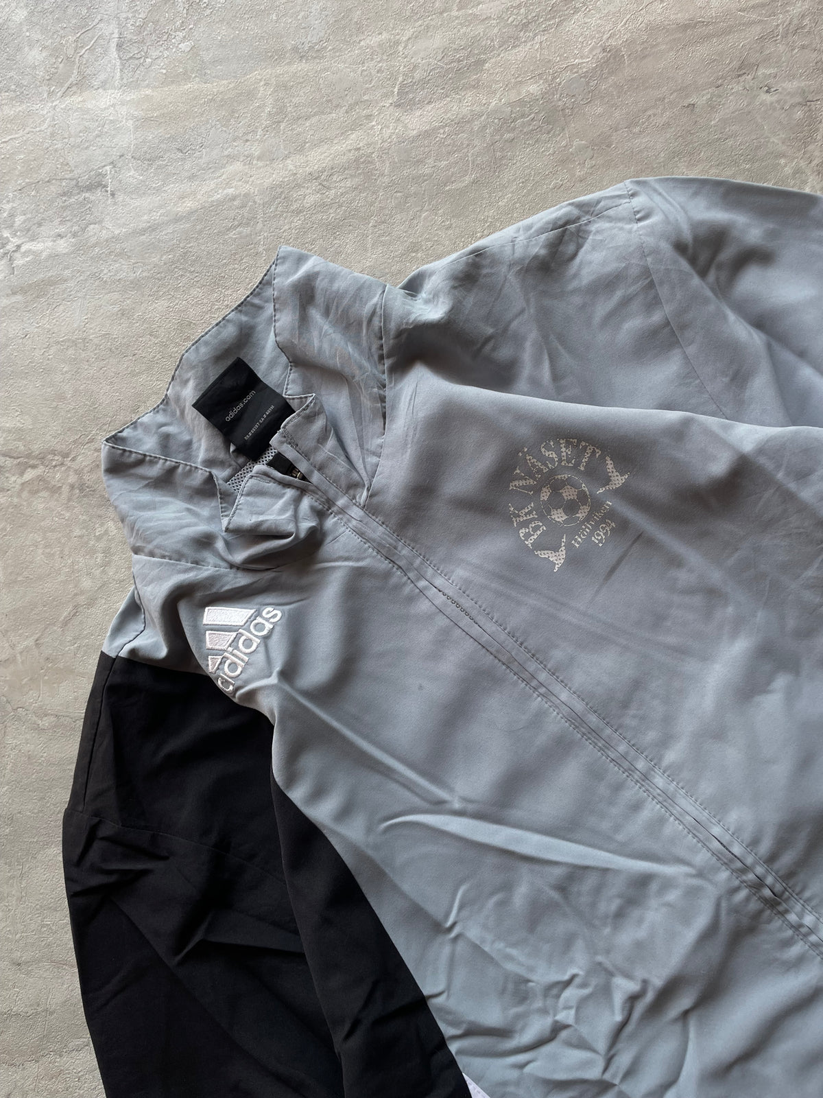 ADIDAS BLACK AND GREY TRACK JACKET-L