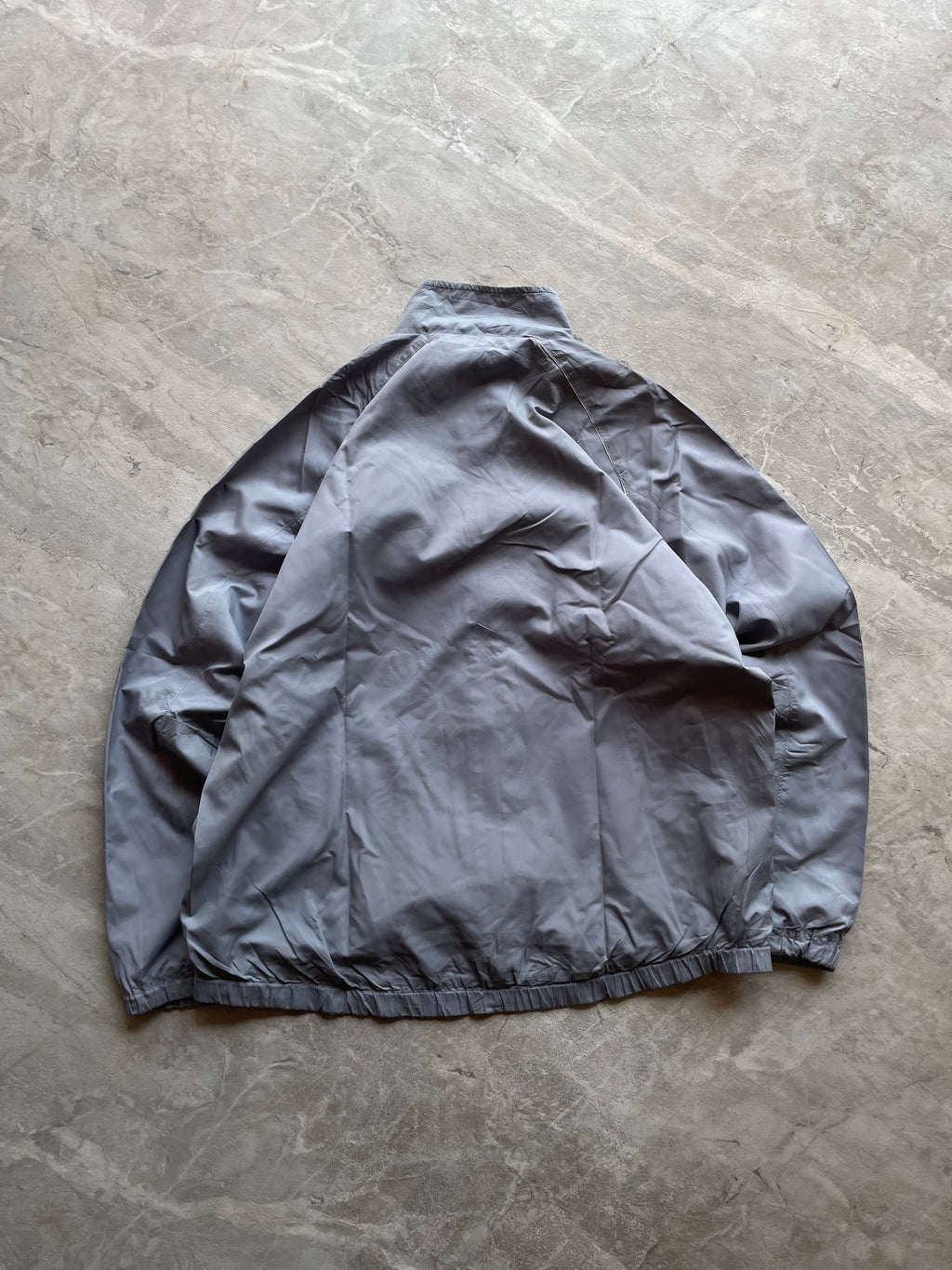 NIKE FULL-ZIP NYLON JACKET-L