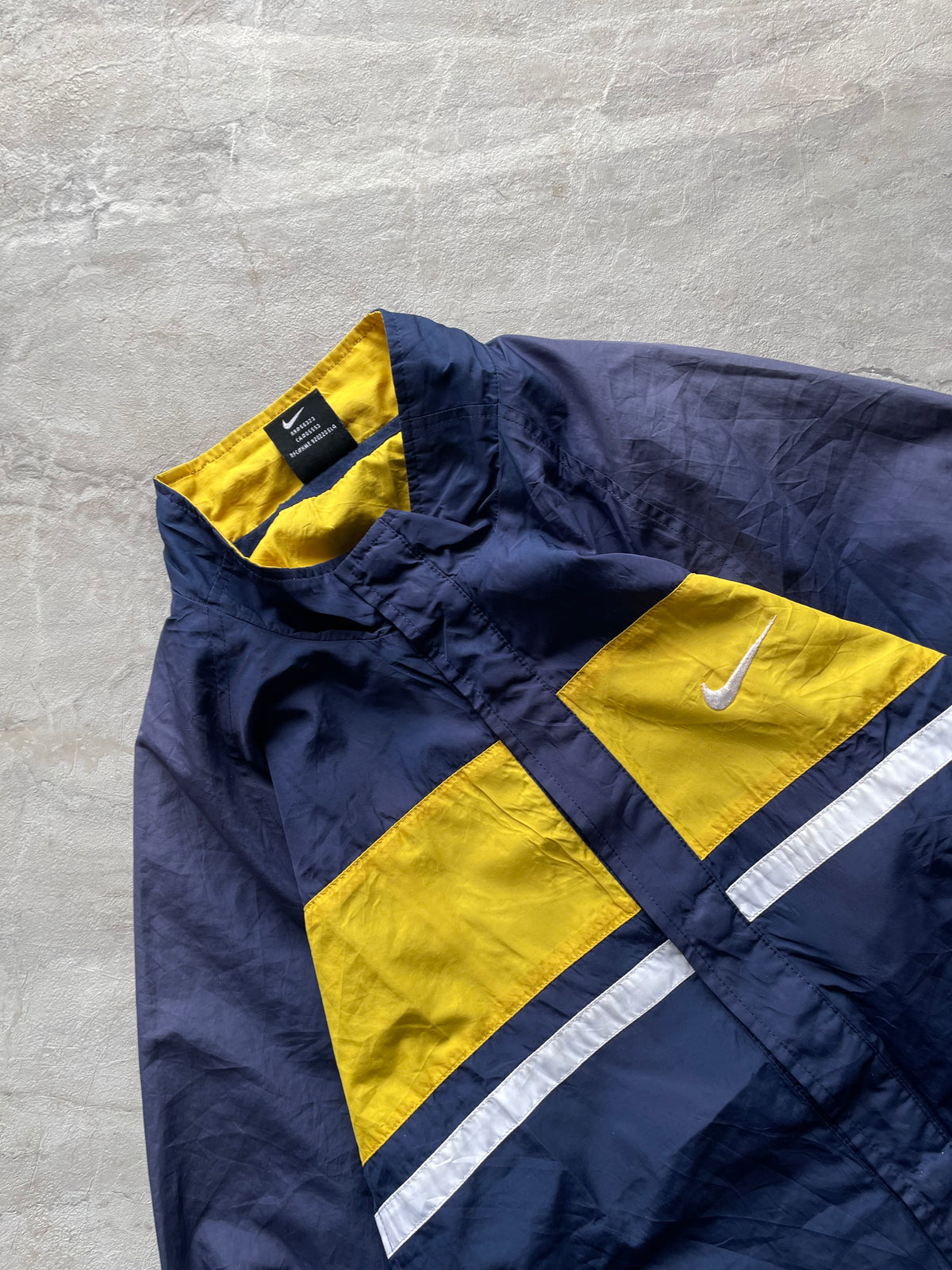 YELLOW AND BLUE NIKE JACKET -L